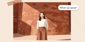 따뜻하고 부드러운 햇빛이 비치는 웅장하고 고풍스러운 테라코타(적갈색) 벽 앞에 당당하게 서 있는 여자이미지